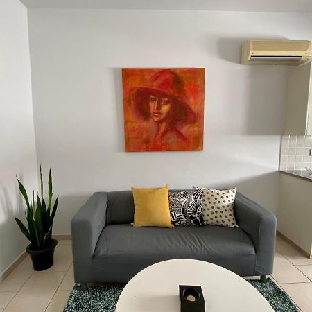 Cosy One Bedroom Apartment In Pafos Exterior foto